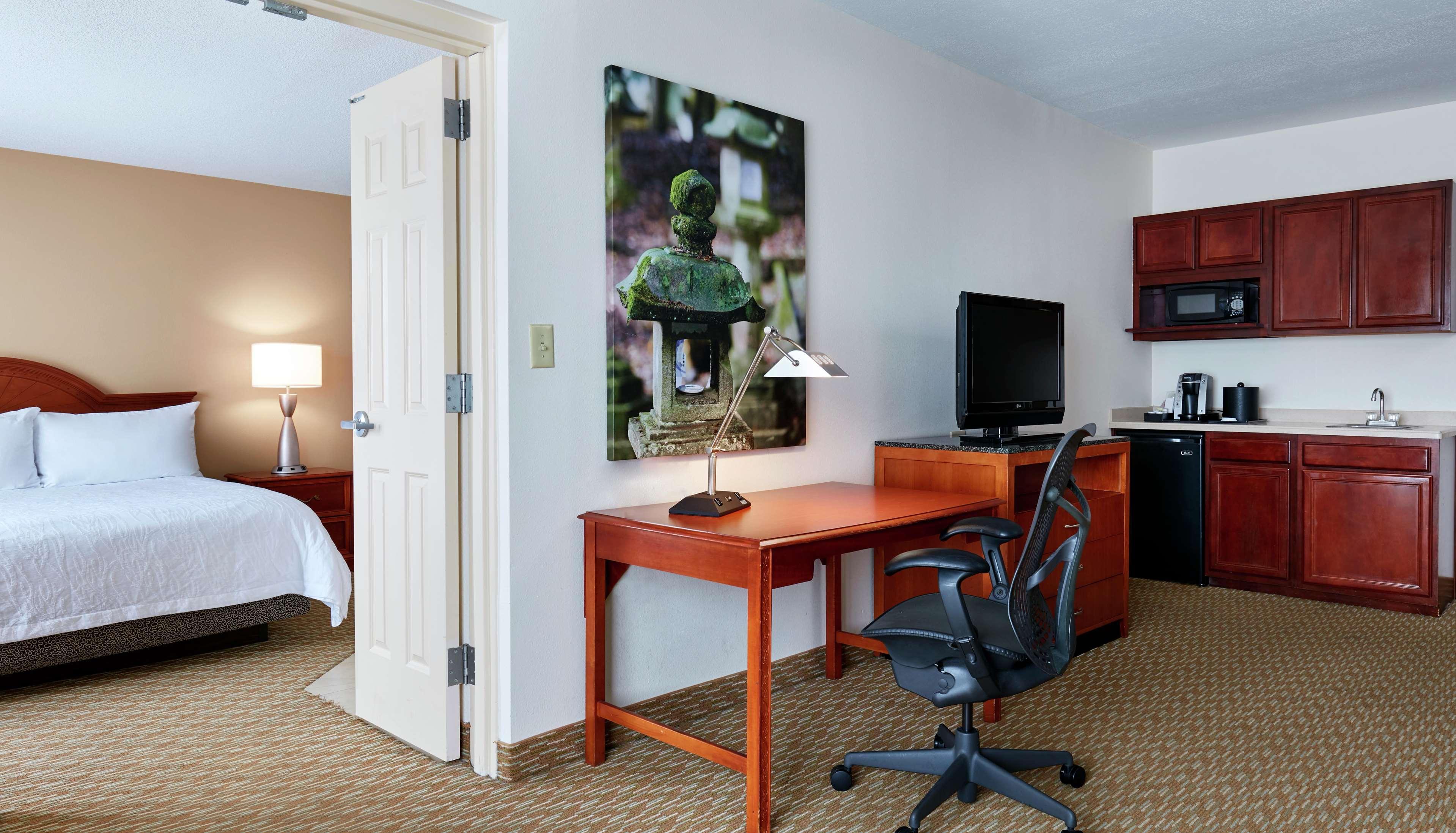 Hilton Garden Inn Charlotte North Ngoại thất bức ảnh