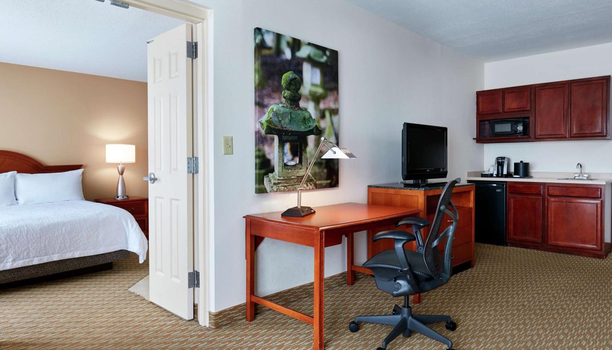 Hilton Garden Inn Charlotte North Ngoại thất bức ảnh